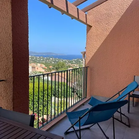 Apartment Piscine Et Vue Mer. *